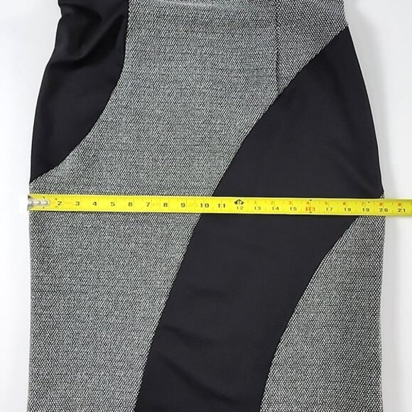 Cleo Sleeveless Dress Black Grey Boat Neckline Knee Length Fitted Size 10 - Picture 11 of 12